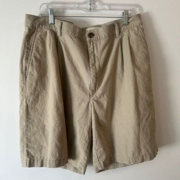 Eddie Bauer Khaki Linen blend pleated front shorts, size 36M - Picture 1 of 4